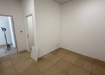 Foto 19 - Office Corso Svizzera
 
185, Torino - photo 19