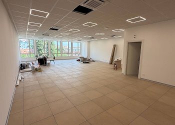 Foto 1 - Office Corso Svizzera
 
185, Torino - photo 1