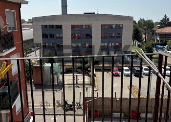 Balcone - Bilocale via Turati
 
15, Pero - foto 7