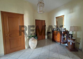 Hall / corridoio - Four-room apartment Corso Arnaldo Lucci
 
60, Napoli - photo 4