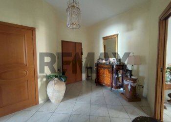 Hall / corridoio - Four-room apartment Corso Arnaldo Lucci
 
60, Napoli - photo 6
