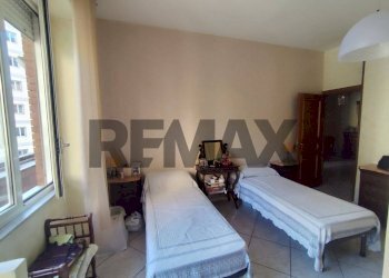 Camera / camera da letto - Four-room apartment Corso Arnaldo Lucci
 
60, Napoli - photo 20