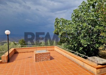 Terrazza - Rustico Contrada Montagna
 
30, Valguarnera Caropepe - foto 10
