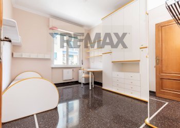 Camera / camera da letto - Appartamento Viale Virginia Centurione Bracelli
8, Genova - foto 2