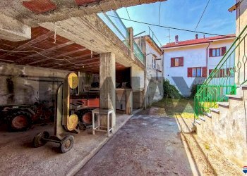 Casa all\'aperto - Casa indipendente VIA LAMARMORA
 
6, Trisobbio - foto 10
