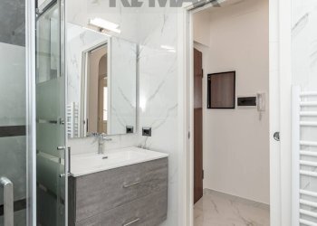 Bagno - Trilocale Via Luca Cambiaso
7, Genova - foto 20