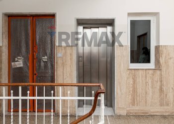 Ricezione / Lobby - Trilocale Via Luca Cambiaso
7, Genova - foto 25