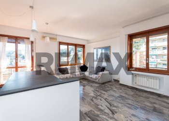 Soggiorno - Appartamento Via Pian Di Forno
15, Genova - foto 3