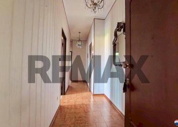 Hall / corridoio - Four-room apartment Roma
 
2, Trisobbio - photo 17