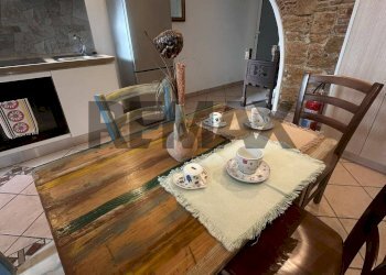 Sala da pranzo - Casa indipendente via del vespro
 
44, Palermo - foto 5