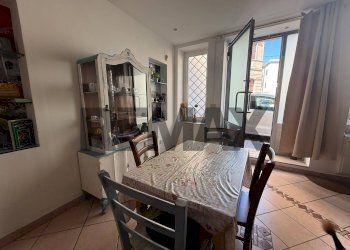 Sala da pranzo - Casa indipendente via del vespro
 
44, Palermo - foto 12