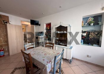 Sala da pranzo - Casa indipendente via del vespro
 
44, Palermo - foto 23