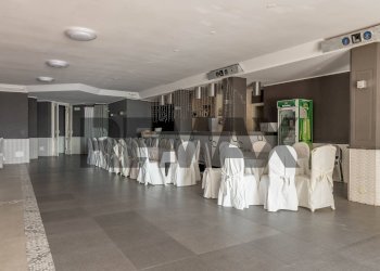 Soggiorno - Locale Commerciale Viale Virgilio
2, Taranto - foto 33