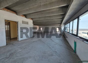 Parcheggio - Office via Leonardo Da Vinci
13, Carobbio degli Angeli - photo 8