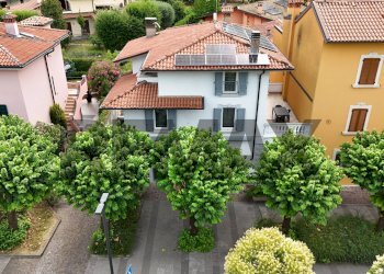 Casa all\'aperto - Villa via Locatelli
 
97, Trescore Balneario - foto 1