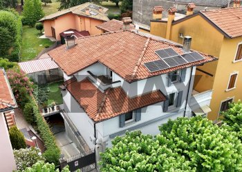 Casa all\'aperto - Villa via Locatelli
 
97, Trescore Balneario - foto 2