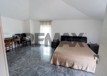 Camera / camera da letto - Villa via Locatelli
 
97, Trescore Balneario - foto 22