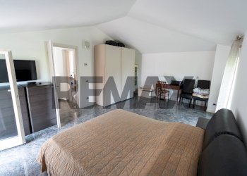 Camera / camera da letto - Villa via Locatelli
 
97, Trescore Balneario - foto 24