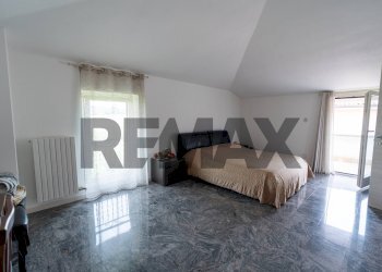 Camera / camera da letto - Villa via Locatelli
 
97, Trescore Balneario - foto 26