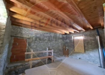 Stanza vuota - Independent house via Cesare Battisti, Zandobbio - photo 9