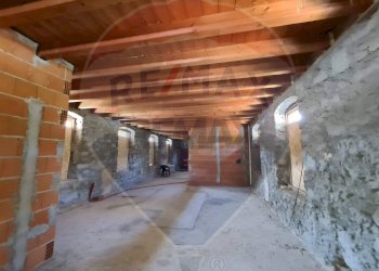Stanza vuota - Independent house via Cesare Battisti, Zandobbio - photo 10