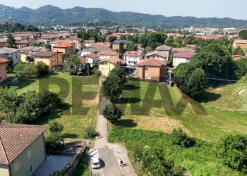 Edificio all\'aperto - Terreno edificabile via Alessandro Manzoni
 
nn, Sorisole - foto 7