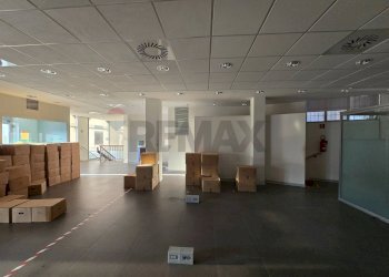 Non correlato - Commercial Premises PIAZZA CAVOUR
16, Trescore Balneario - photo 8