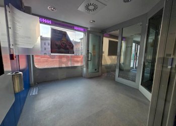 Terrazza - Commercial Premises PIAZZA CAVOUR
16, Trescore Balneario - photo 21