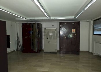 Ricezione / Lobby - Commercial Premises PIAZZA CAVOUR
16, Trescore Balneario - photo 26