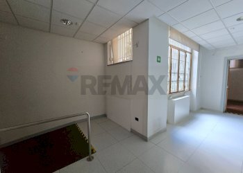 Stanza vuota - Commercial Premises PIAZZA CAVOUR
16, Trescore Balneario - photo 28