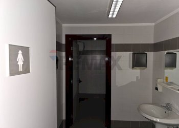 Bagno - Commercial Premises PIAZZA CAVOUR
16, Trescore Balneario - photo 35
