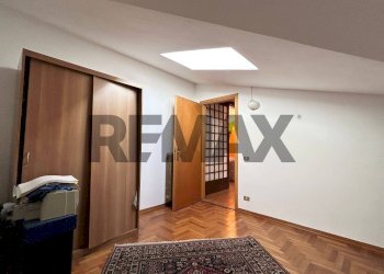 Hall / corridoio - Semi-detached house Locatelli
 
5, Palosco - photo 19