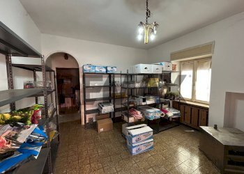 Dispensa di stoccaggio - Semi-detached house Locatelli
 
5, Palosco - photo 22