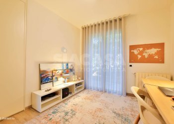 Foto 23 - Three-room apartment Via Matteotti
 
21, Robbiate - photo 23