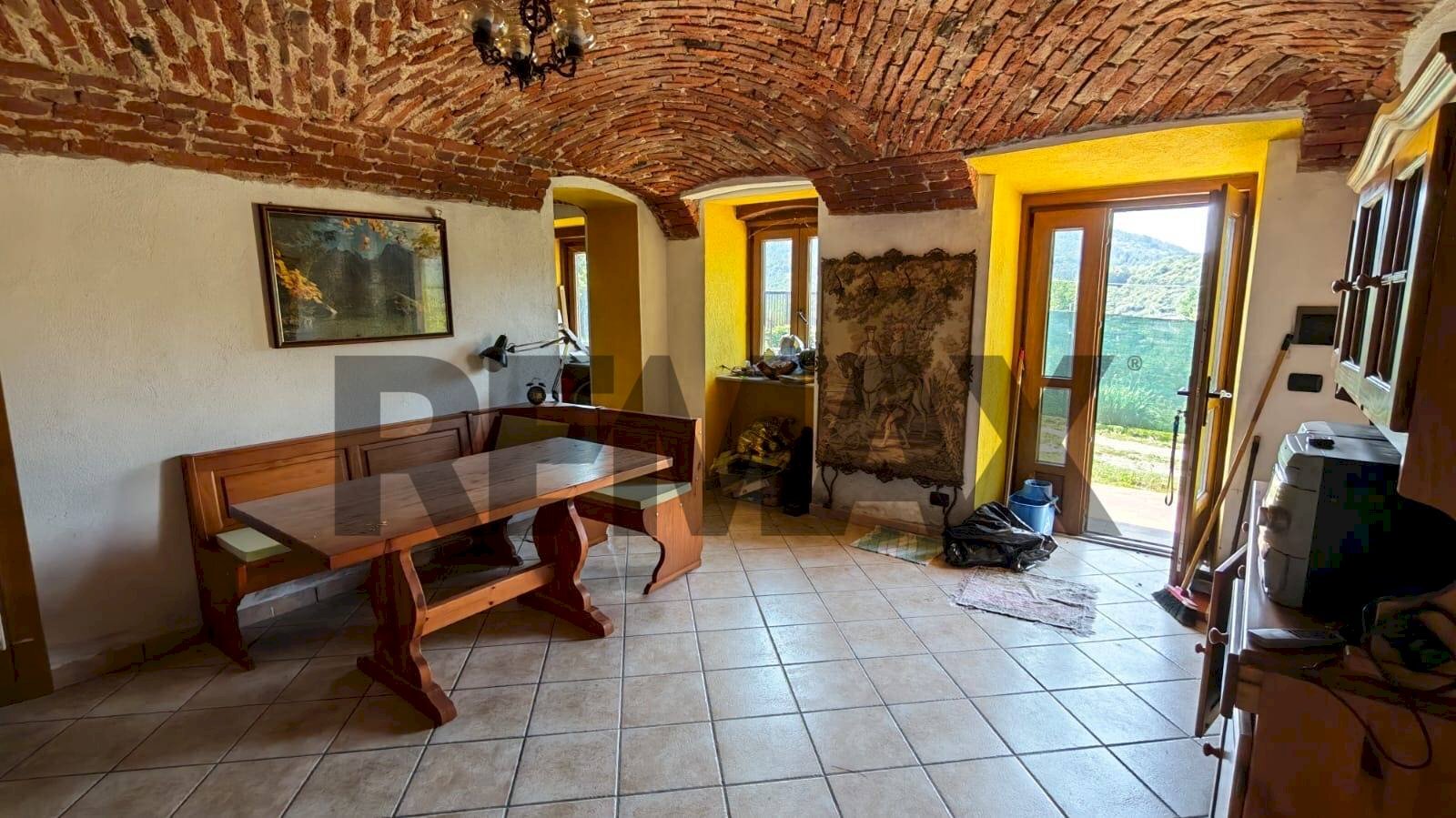 Sala da pranzo - Independent house via borgonuovo
snc, San Colombano Belmonte - photo 3