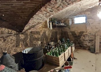 Cantina - Independent house via borgonuovo
snc, San Colombano Belmonte - photo 11