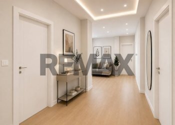 Hall / corridoio - Three-room apartment corso traiano
89, Torino - photo 4