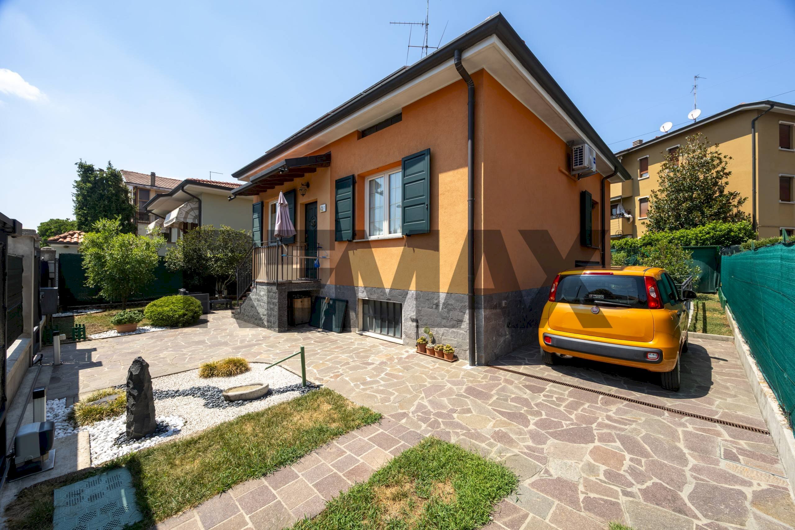 Casa all\'aperto - Villa VIA SAN GIOVANNI BOSCO
 
17, Trezzo sull'Adda - foto 1