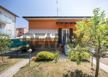 Casa all\'aperto - Villa VIA SAN GIOVANNI BOSCO
 
17, Trezzo sull'Adda - foto 29