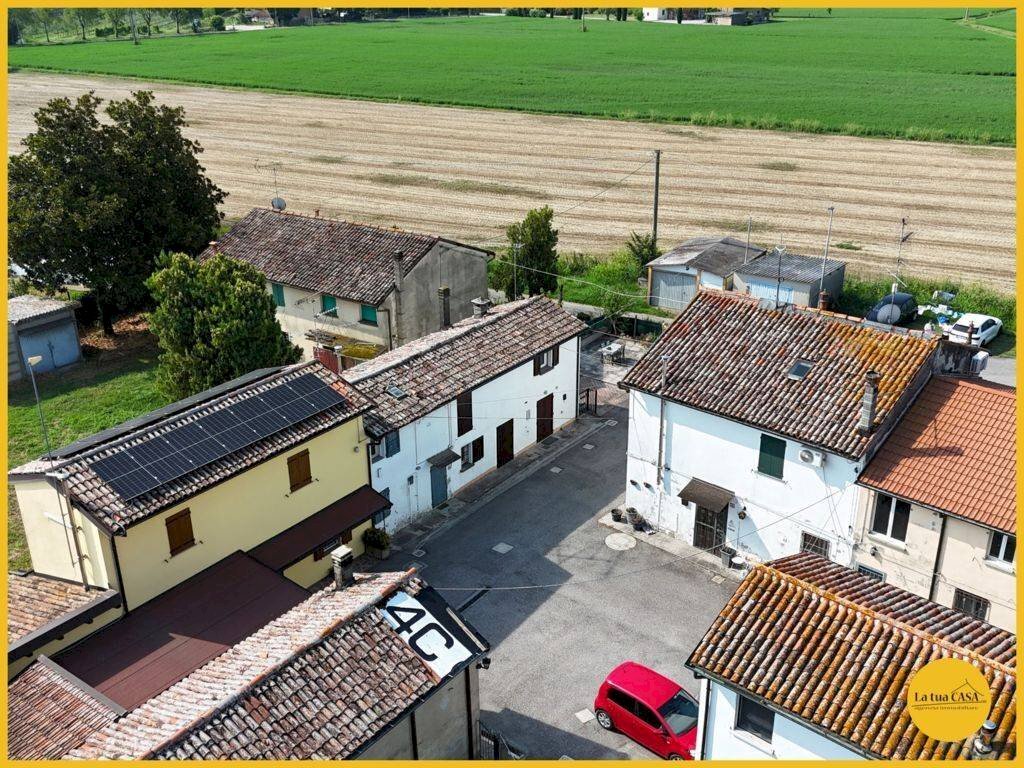 Foto 3 - Villa a Schiera Via Borgo Masotti
8/1, Argenta - foto 3