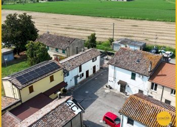 Foto 3 - Villa a Schiera Via Borgo Masotti
 
8/1, Argenta - foto 3