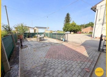 Foto 41 - Villa a Schiera Via Borgo Masotti
 
8/1, Argenta - foto 41