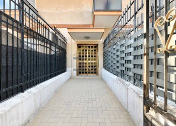 Foto 2 - Three-room apartment Via Bronte
 
15, Palermo - photo 2
