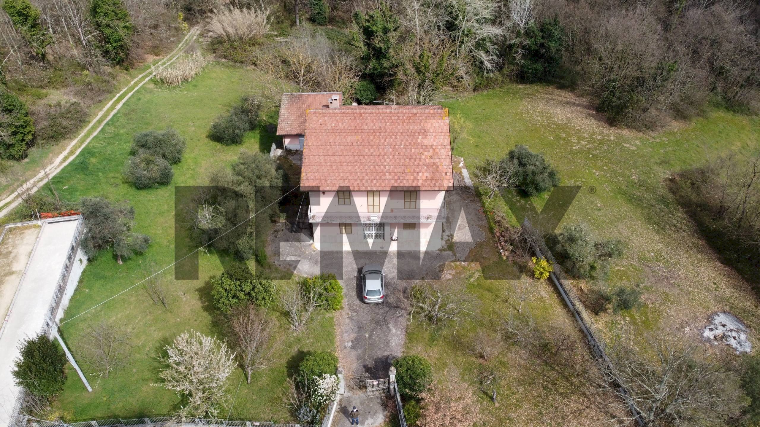 Casa all\'aperto - Casa indipendente via Colle Tronco
 
59, San Giovanni Incarico - foto 1