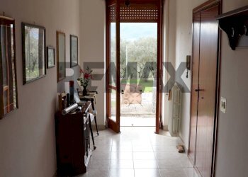 Hall / corridoio - Casa indipendente via Colle Tronco
 
59, San Giovanni Incarico - foto 25