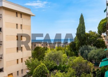 Three-room apartment Via Castagnevizza, 19
Sestri Ponente, Genova (neighborhood Sestri Ponente) - photo 1