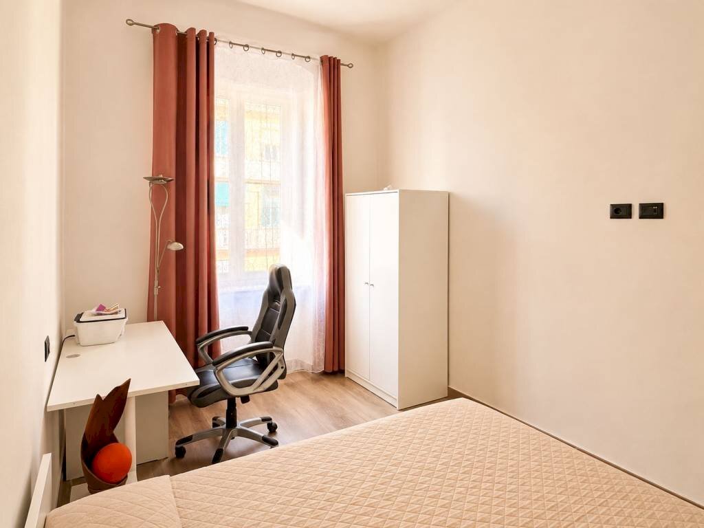 Camera da letto - Terreno non edificabile via Ayroli, 28, Genova (zona Marassi) - foto 2