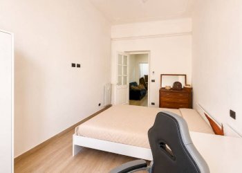 Camera da letto - Terreno non edificabile via Ayroli, 28, Genova (zona Marassi) - foto 4