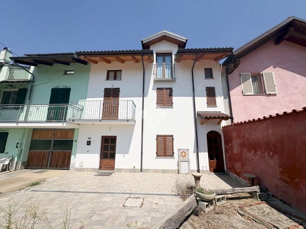 Three-room apartment Strada della gariassa, Pralormo - photo 1