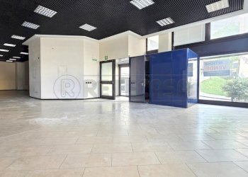 Retecasa_Valdagno - Commercial Premises Valdagno - photo 5